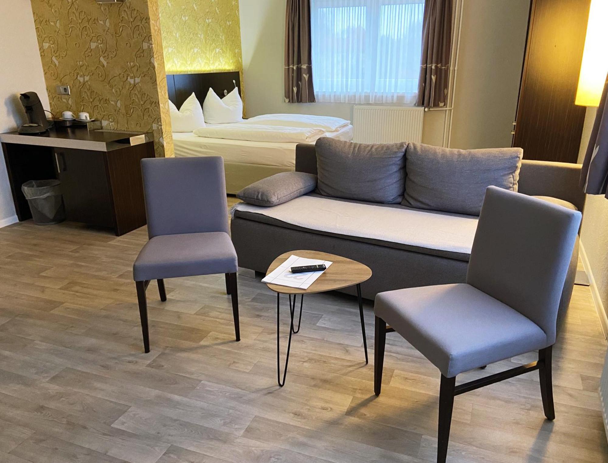 Hotel 22 Dessau-Rosslau Bagian luar foto